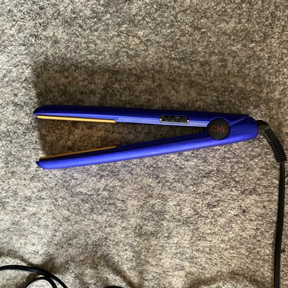 Flat iron